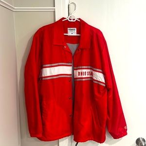 Ohio State Coach’s jacket. A comfy drawstring hem, snap button.